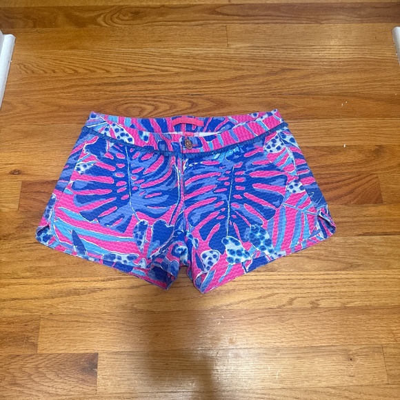 Lily Pulitzer shorts - Picture 1 of 3